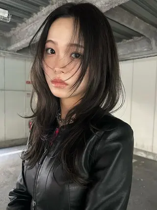 セミロング カラー ハッシュカット カシマハヤトのヘアスタイル