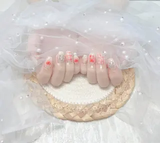ネイル uu ネイルサロン関内🌼のネイルデザイン