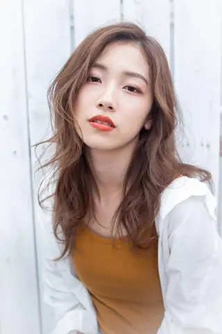 ロング カラー パーマ リルウヘアー 天王寺のヘアスタイル