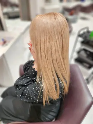 ロング カラー 大坂谷 さくらのヘアスタイル