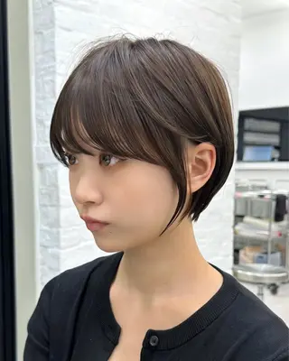ショート ショートヘア くすみカラー、大場猛のヘアスタイル
