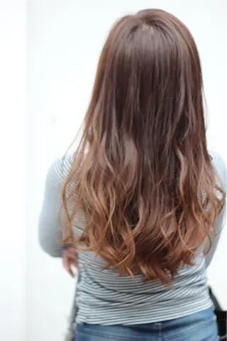 セミロング カラー パーマ ヘアアレンジ 成松 勇治のヘアスタイル