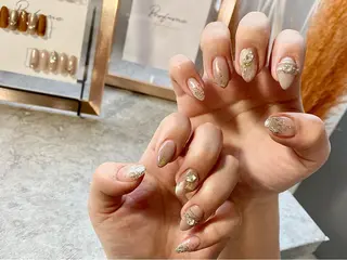 ミディアム ネイル Nina nailのネイルデザイン
