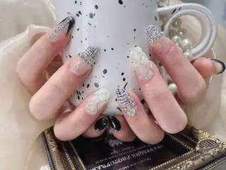 ネイル Queens 榊 まおのネイルデザイン