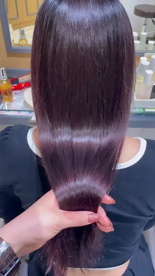 ロング カラー 山内 愛可のヘアスタイル