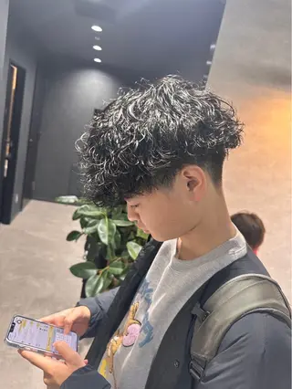 パーマ メンズ 🔥 メンズ 特化🔥RAIのヘアスタイル