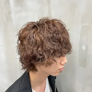 ミディアム パーマ メンズ メンズサロン代表 曲がる縮毛矯正のヘアスタイル