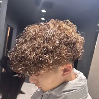 パーマ メンズ 🔥フェザーパーマ 特化🔥勇斗のヘアスタイル