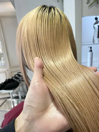 ブリーチ専門美容師 谷合純一のヘアスタイル