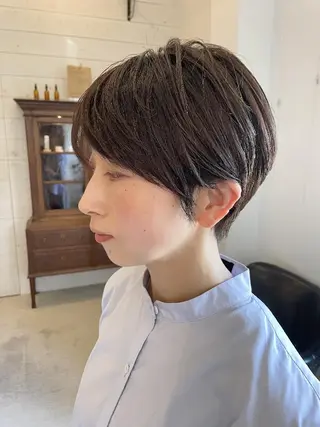 ショート Nina by Babyloneのヘアスタイル