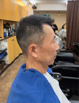 ショート BarberTOKUTOKO所属・新中野メンズサロン TOKUTOKOのヘアスタイル