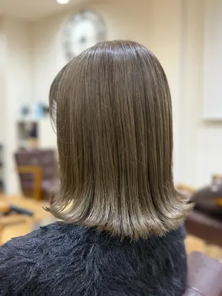 ミディアム YASUHIRO グレージュ/メンズのヘアスタイル