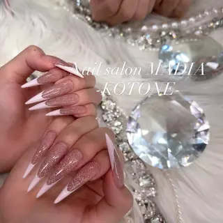 ネイル MADIA KOTONEのネイルデザイン