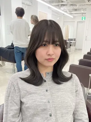 セミロング カラー 新宿/韓国ヘア/ 髪質改善ストレートのヘアスタイル