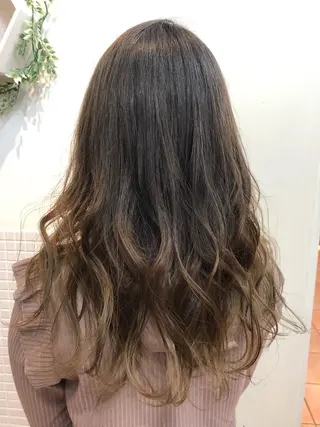 セミロング 韓国風カット osugiのヘアスタイル