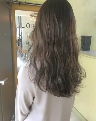 ロング 透明感/レイヤー🎀 春カラー/エリコ🌈のヘアスタイル