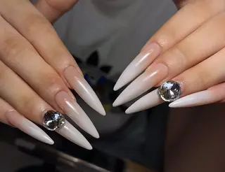 ネイル Pure&Rich Nailのネイルデザイン