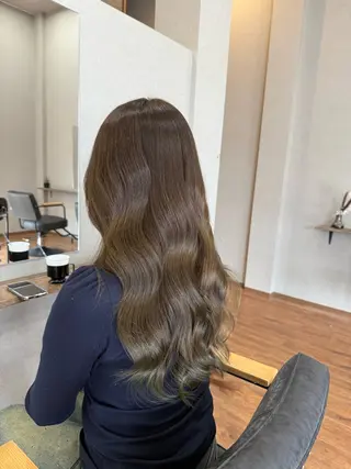 ロング カラー 鵜飼 真伍のヘアスタイル