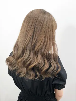 ミディアム カラー 🌙HIZUKI🌙 ハイトーン 艶髪のヘアスタイル