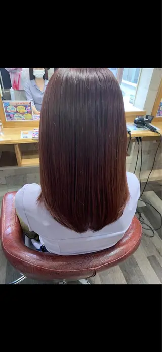 ミディアム ヘアリゾートA i 秋葉原店のヘアスタイル