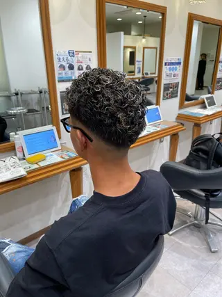 ショート カラー パーマ メンズ ✂︎髪質改善・ Yuitoのヘアスタイル