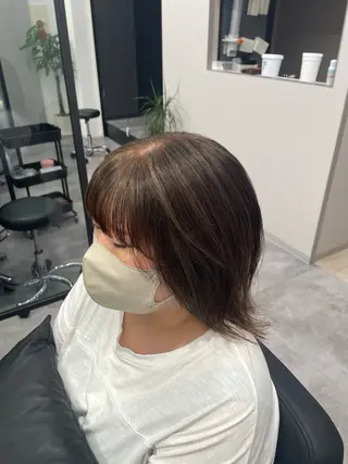 セミロング カラー COCO .のヘアスタイル