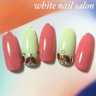 ネイル white nail salonのネイルデザイン