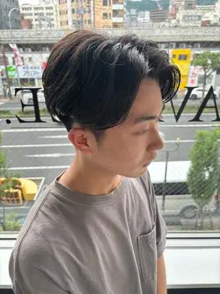 ミディアム パーマ メンズ 穐田 航のヘアスタイル