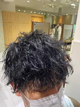 ショート カラー パーマ ヘアアレンジ メンズ メンズパーマの巨匠 鈴木純のヘアスタイル