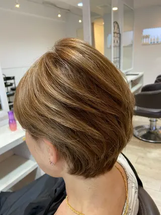 ショート 波川 幸功のヘアスタイル