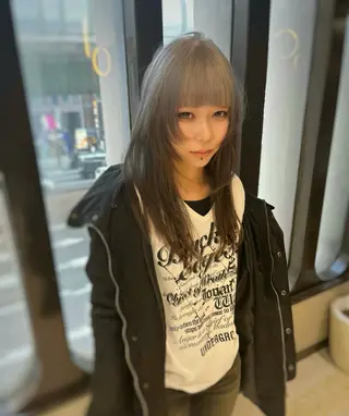 ロング 💖艶ハイトーン髪質 改善💖ケンシンのヘアスタイル