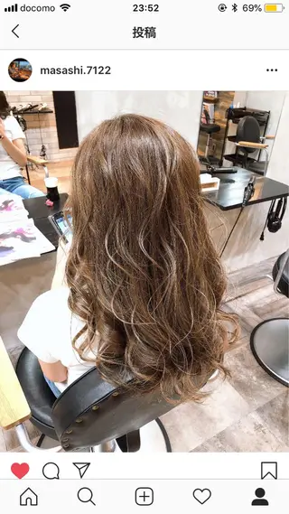 ロング カラー 中村 優志のヘアスタイル