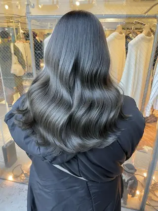 ロング カラー 寺山 佳貴のヘアスタイル