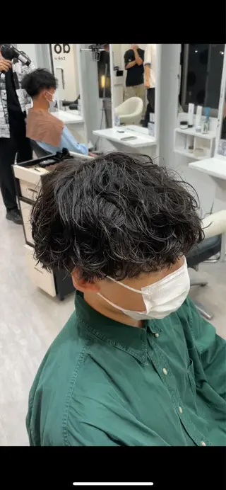 パーマ メンズ ✨️ツイスパ波巻き特 化小杉澪生✨️のヘアスタイル