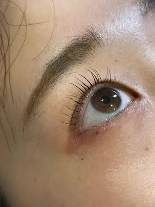 マツエク・マツパ 井上 真里奈のヘアスタイル