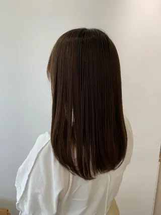 セミロング カラー 小野 眞白のヘアスタイル