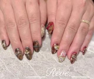 ネイル Reve. 黒澤のネイルデザイン