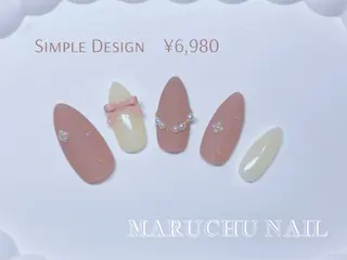ネイル MARUCHU Ayanaのネイルデザイン
