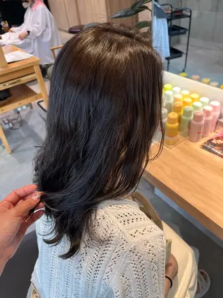 ミディアム カラー オタク美容師🛍/ 酸性ストレート/艶髪のヘアスタイル