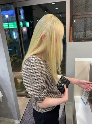ロング アートディレクター ワダヒサノリのヘアスタイル
