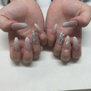 ネイル 💖𝓜𝓲𝓸 /3月予約受付中💖のネイルデザイン