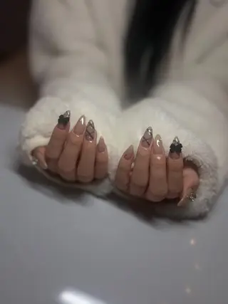 ネイル vinaka所属・趙 美伶のネイルデザイン