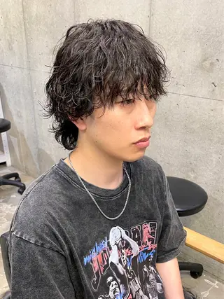 ミディアム パーマ メンズ 西大島美容師 渡部仁太のヘアスタイル