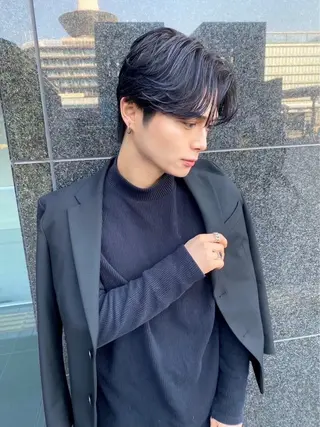 パーマ メンズ メンズカット/眉カッ ト/ブリーチ/シオリのヘアスタイル