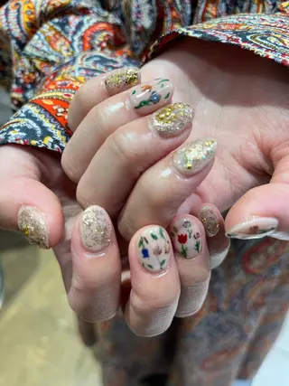 ネイル ∴Sanae. ∴ トータルビューティーのマツエク・マツパデザイン