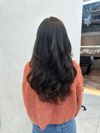 ロング カラー 韓国風レイヤーカラー ライムのヘアスタイル