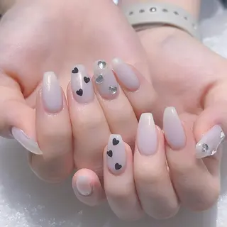 ネイル Queens 榊 まおのネイルデザイン