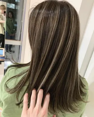 ロング カラー 赤み消しカラー/ ナチュラル/トモキのヘアスタイル