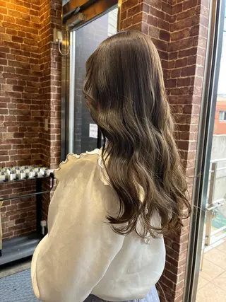 ロング カラー パーマ ヘアアレンジ メンズ キッズ マツエク・マツパ アイブロウ 久木原 ゆりのヘアスタイル