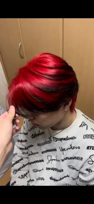 カラー 春島 翼のヘアスタイル